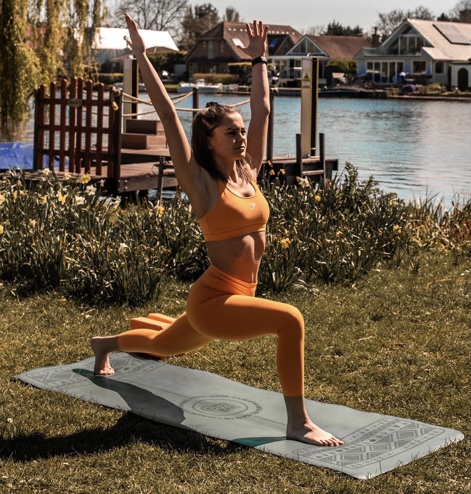 Yoga for Beginners/Returners –  Saturday 9.30am